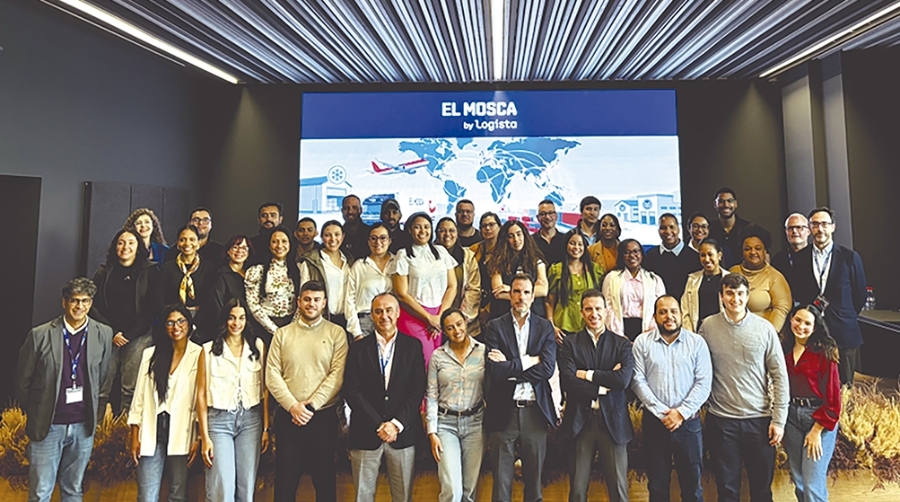 Durante la visita, los estudiantes han podido conocer el modelo operativo de El Mosca.