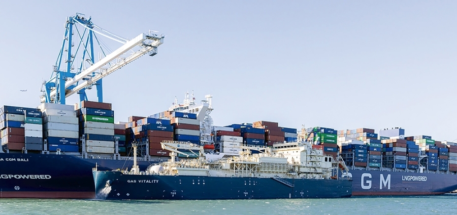 CMA CGM y TotalEnergies crean una empresa conjunta de bunkering de GNL
