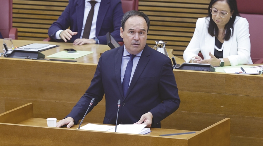 El presidente de la Generalitat Valenciana, Juanfran Pérez Llorca, durante el Debate de Política General.