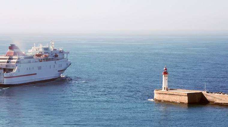 Dos buques de Trasmediterr&aacute;nea y Bale&agrave;ria iniciaron la pasada semana el transporte de viajeros entre Almer&iacute;a y Melilla.