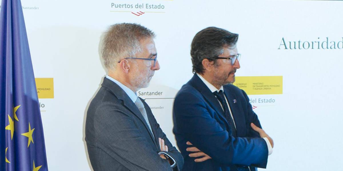 Toma de posesión de César Díaz, presidente de la Autoridad Portuaria de Santander