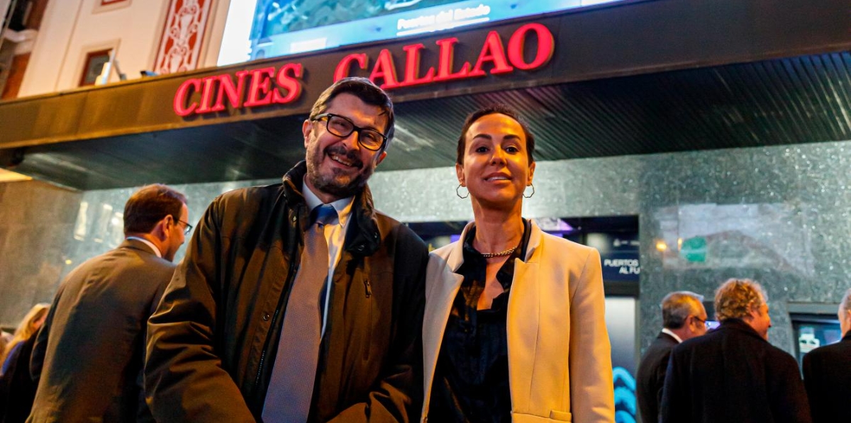 El presidente de Puertos del Estado, Álvaro Rodríguez Dapena, y la secretaria de Estado de Transportes, Isabel Pardo de Vera, a la entrada del evento.