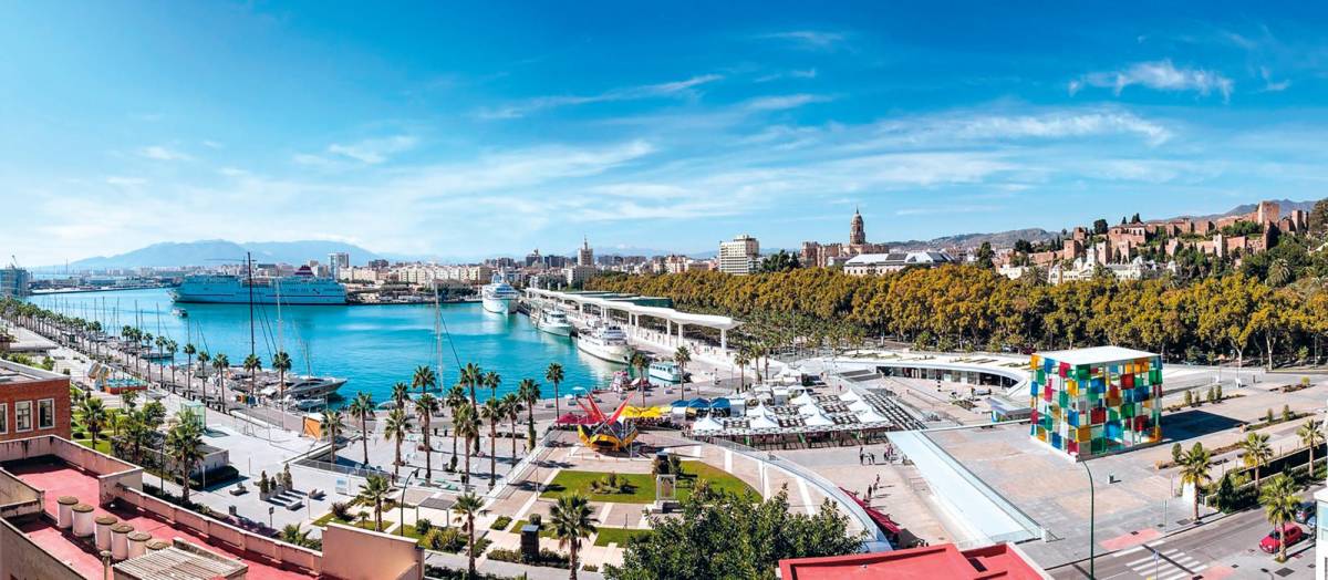 $!El Puerto de Málaga ha implantado unos medidores de contaminación atmosférica y del agua, “en el que hemos sido pioneros con unos resultados excelentes”.