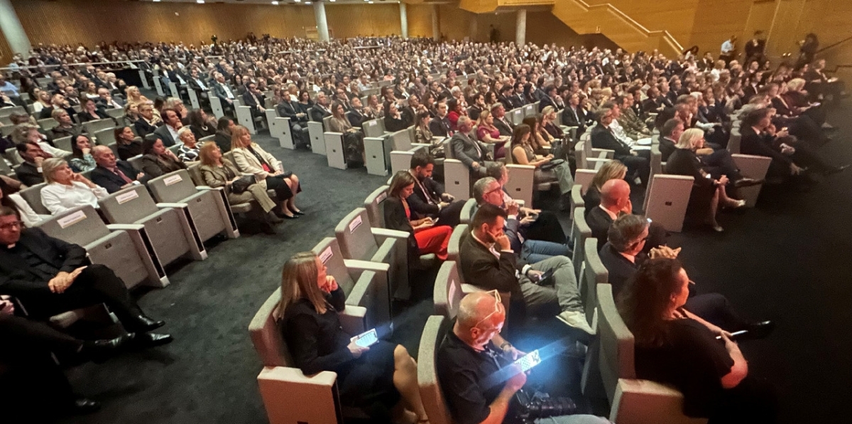La Noche de la Economía Valenciana congregó a numerosos representantes de la economía valenciana. Foto J.C.P.