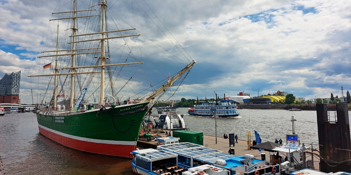 Diario del Puerto en el Puerto de Hamburgo