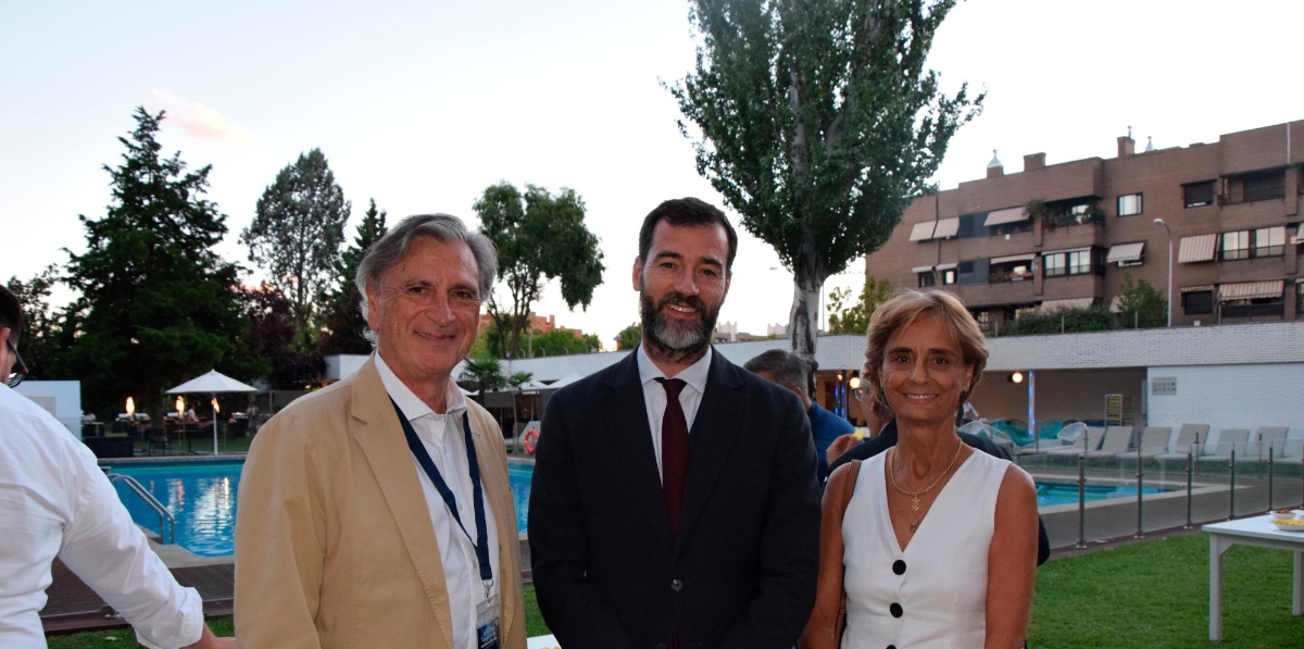 Jesús Cuéllar, Benito Núñez y Nuria Lacaci (ACE).