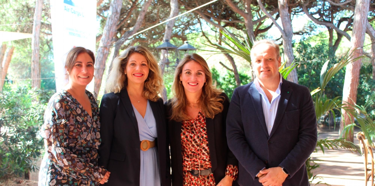 Mónica Vicente (Aduaport), Helena Guardiola e Irene Guardiola (Guardiola Lawyers) y Michael Corell (Forwarding Condal). Foto J.P.M.