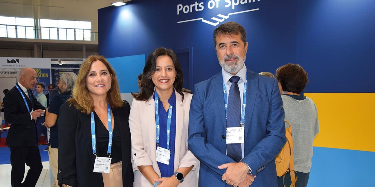Silvia Postigo, Servicios Turísticos de Ceuta; Lorena Carmona, técnico asistente de dirección de la AP; y Víctor Jiménez, responsable del área comercial de la AP. Foto B.C.