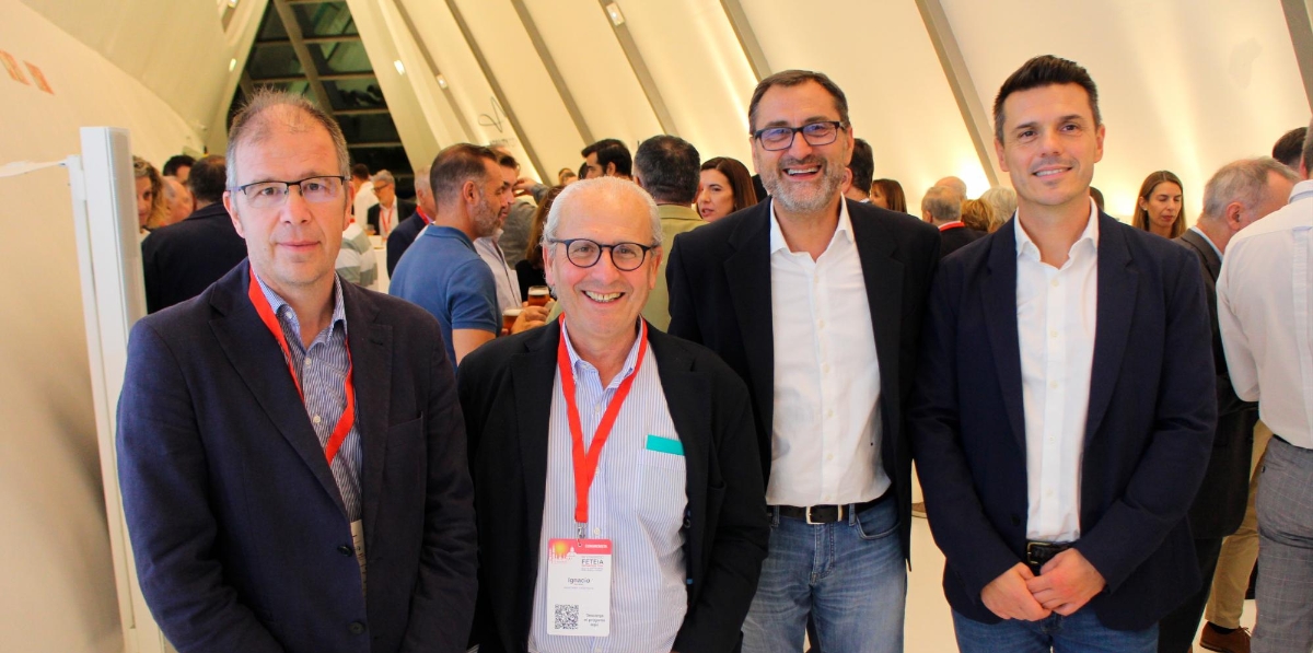 Desde la izquierda: Julian Adamez, de Asercomex; Ignacio Millán, presidente de Asercomex; Cecilio Labrada, responsable de Desarrollo y Estrategia de Negocio de Visual Trans; Pablo Cruz, CEO de Visual Trans vForwarding. Foto J.P.