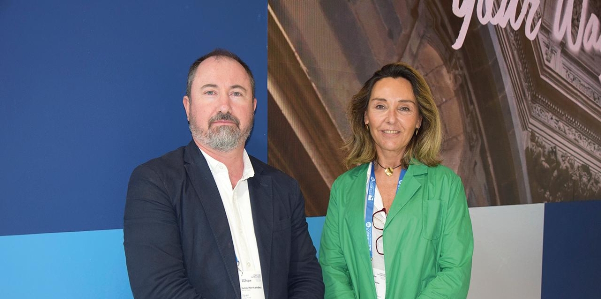 Julio Hernández, responsable del departamento Comercial y de Desarrolloo, y Ana Zorrilla, jefa de Unidad de D. Corporativo. Foto B.C.