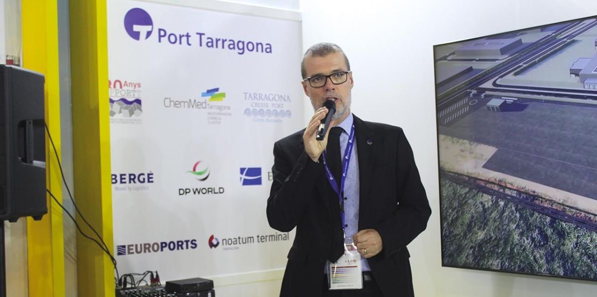 Cóctel del Port Tarragona en el SIL