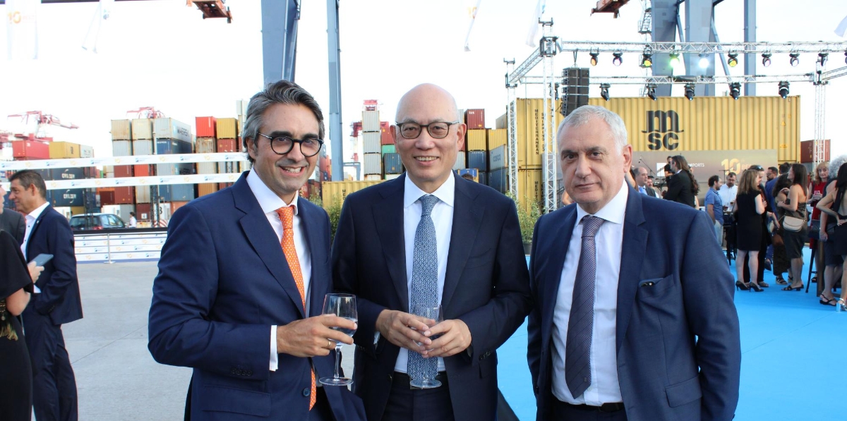 Guillermo Belcastro, CEO de BEST; Clemence Cheng, director general de la división europea de Hutchison Ports BEST y José Mestre, de Grupo Mestre. Foto A.Tejera.