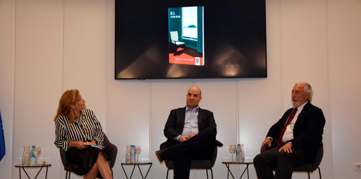 Marta Prieto, Miguel Jiménez y Julio Gómez Pomar al inicio de la presentación.