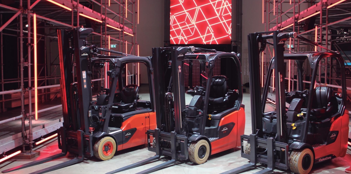 La seguridad es una prioridad en estas nuevas carretillas, equipadas de serie con el sistema Linde Load Assist. Foto J.P.