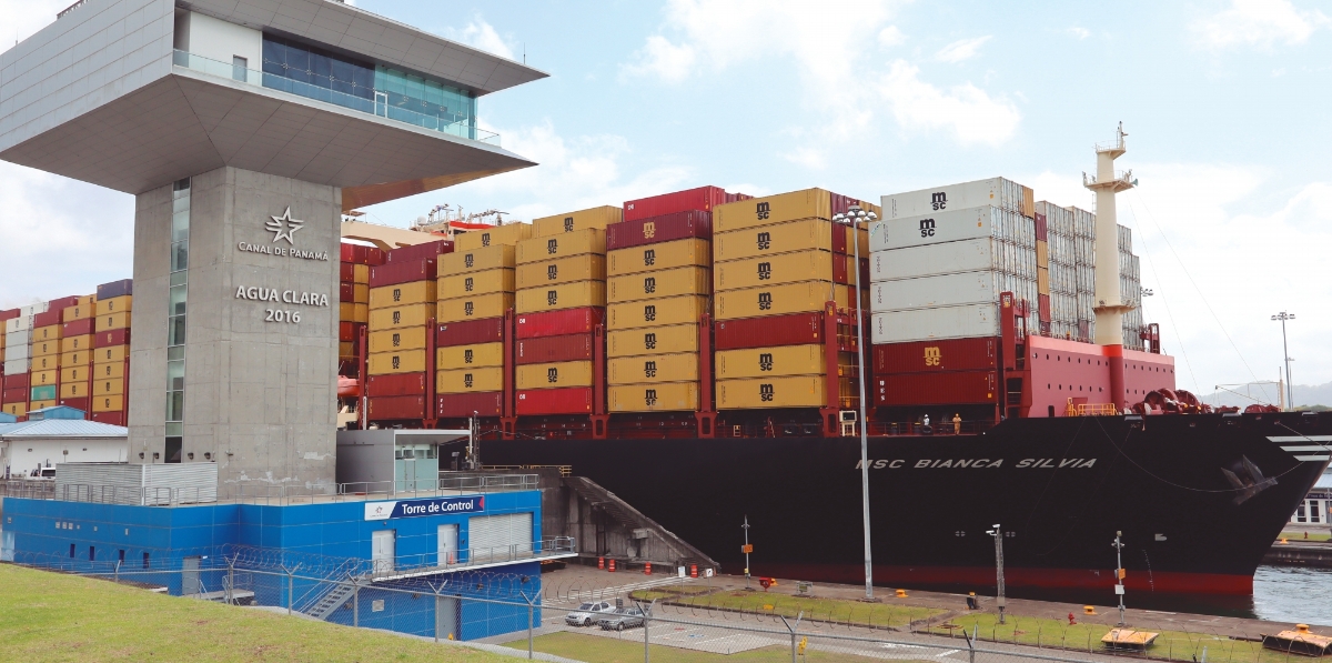 Torre de Control de Agua Clara. Foto J.P.