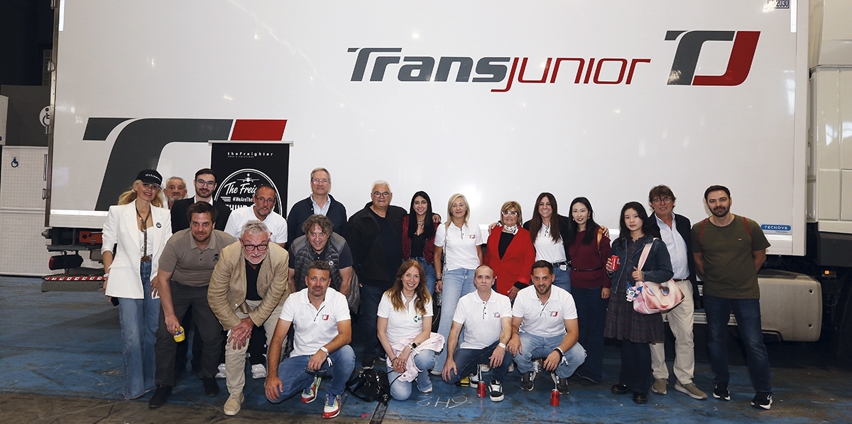Transjunior, wfs, genair, swissport, The Freigther, Air Logistics, Kales, Naeko