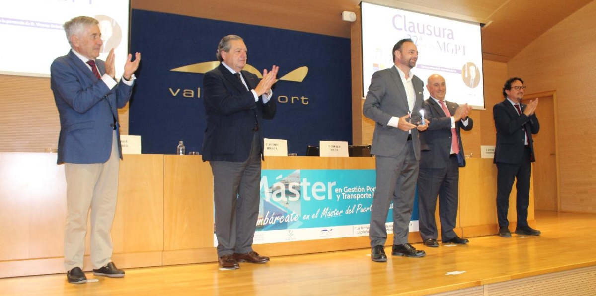 Reconocimiento a TransBase Soler, recogido por su CEO, Alfredo Soler.