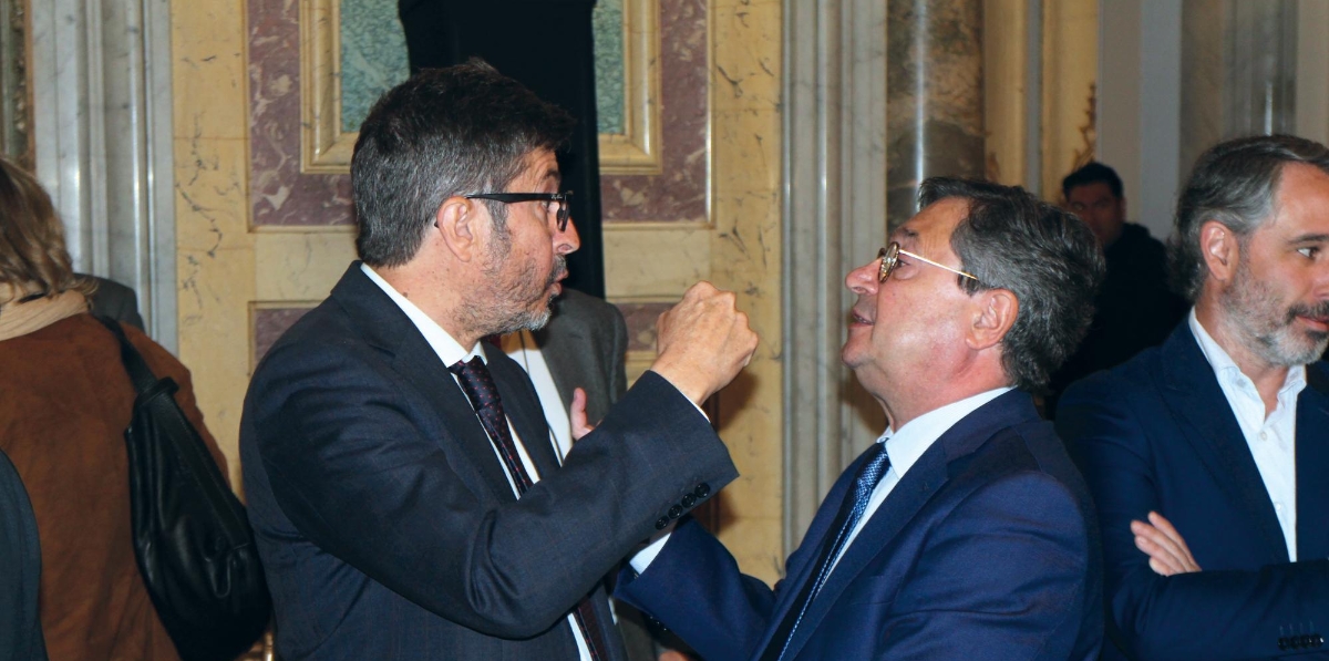 Álvaro Rodríguez Dapena, presidente de Puertos del Estado, y Laureano Lourido, presidente de la AP de Gijón. Foto Miguel Jiménez