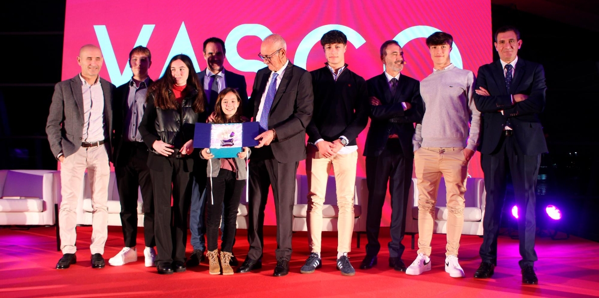 Kepa Azarloza, fundador y presidente de VASCO , simbolizó el espíritu familiar de la empresa. Foto J.P.