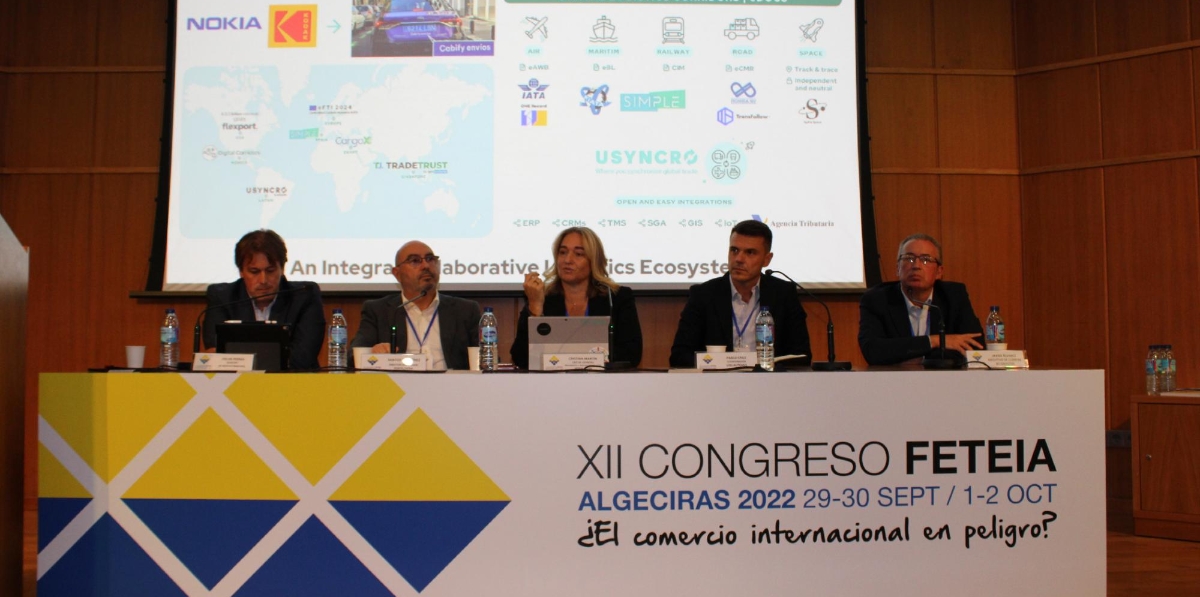 Pablo Cruz, coordinador de Visualtrans; el ejecutivo de cuentas en Bytemaster, Javier Álvarez; Cristina Martín, CEO de Usyncro; el director de delegación de Portel en Aena, Santos Martínez, y el co-founder y technical lead de NextPort by Moffatt &amp; Nichol, Oscar Pernia.