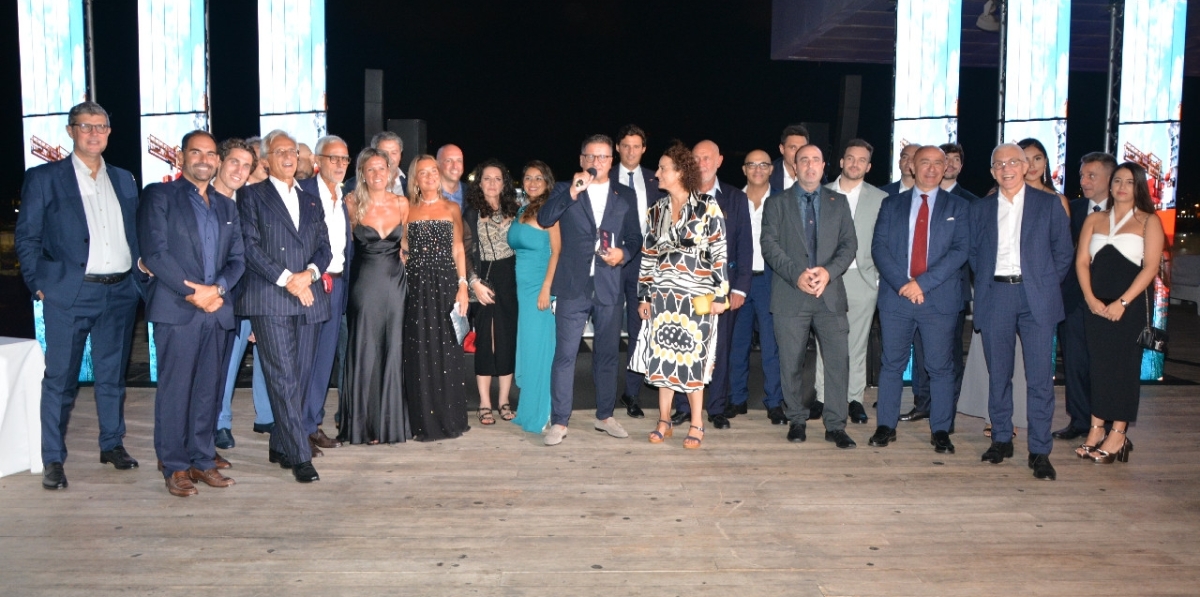 Componentes de las oficinas de Ignazio Messina en Italia y España. Foto J.C.P.