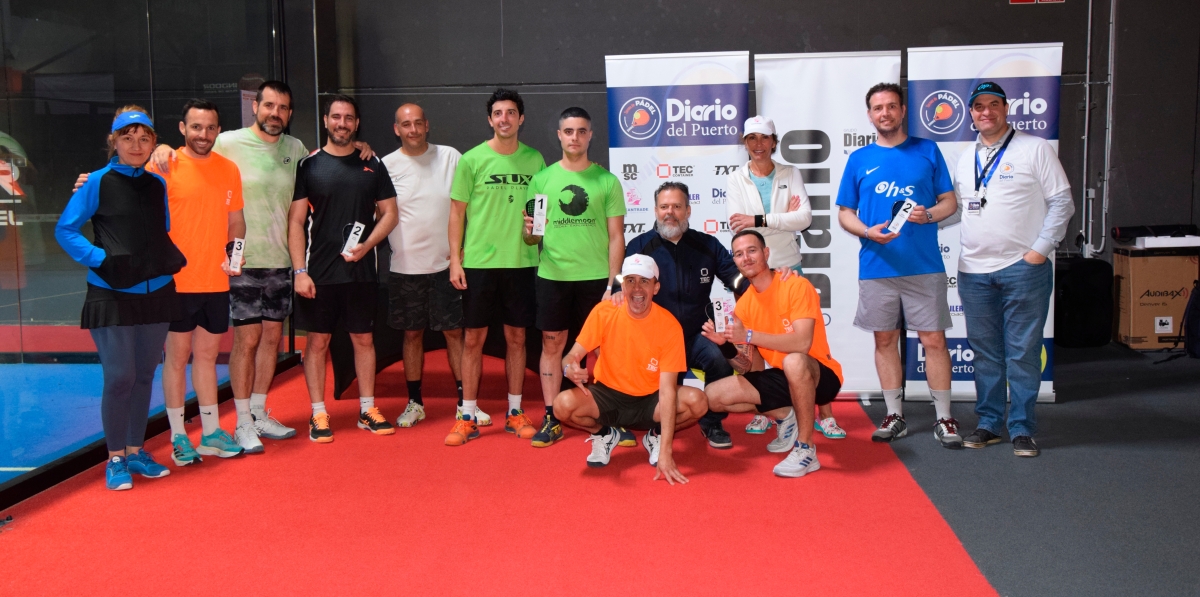 Grupo de ganadores.