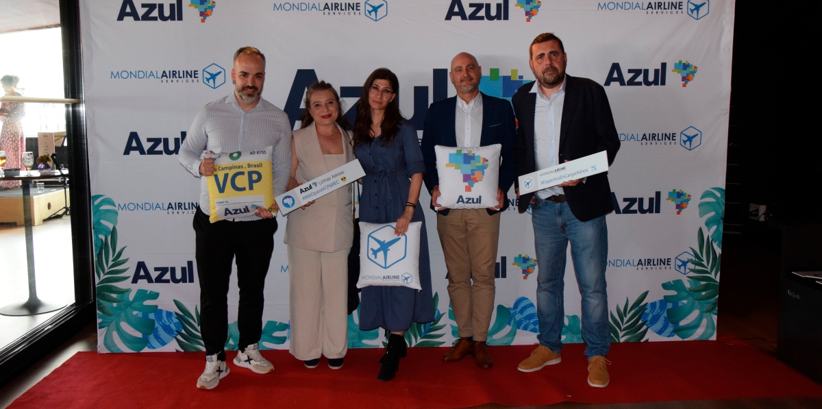 Equipo de Mondial en España. Foto M.C.