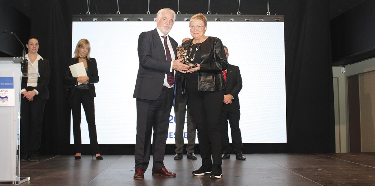 Loso Premios Concordia concedieron su galardón individual a Montserrat Reche, del PIF de Tarragona. Foto: JMB.