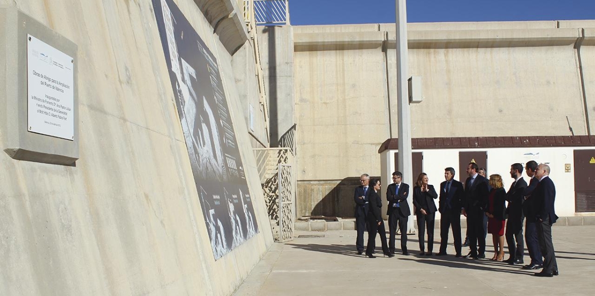 Visita de Óscar Puente al Puerto de Valencia