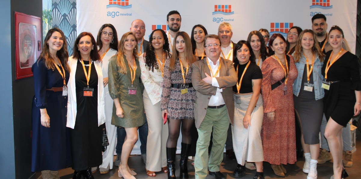 Equipo de AGC Newtral en el evento Afterwork organizado por la compañía. Foto C.C.