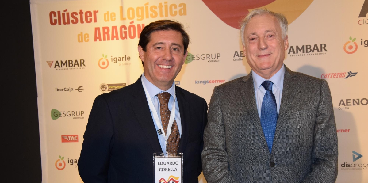 Eduardo Corella, presidente de ALIA, junto a Octavio López, Consejero de Fomento, Vivienda, Movilidad y Logística del Gobierno de Aragón.