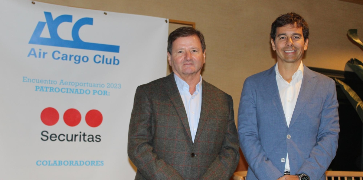 Antonio Llobet (COACAB) y Ricardo Bagen, presidente del Air Cargo Club Barcelona. Foto J.P.M.