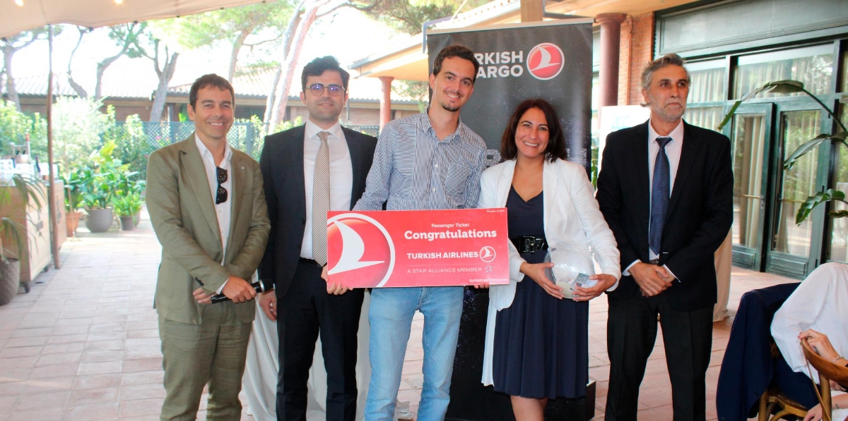 Marcos Latorre (Otín), fue el premiado con un viaje para dos personas con Turkish Airways. Foto J.C.S.