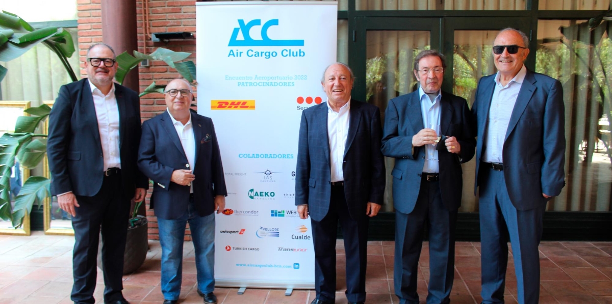 Francisco García (Total Freight), Fernando González (Air Cargo Club), Josep Manel Fernández (Ramírez Hermanos), Avelino Torrado (Air Cargo Club) y Jaume Altisent (Club del Transitario Marítimo). Foto J.C.S.