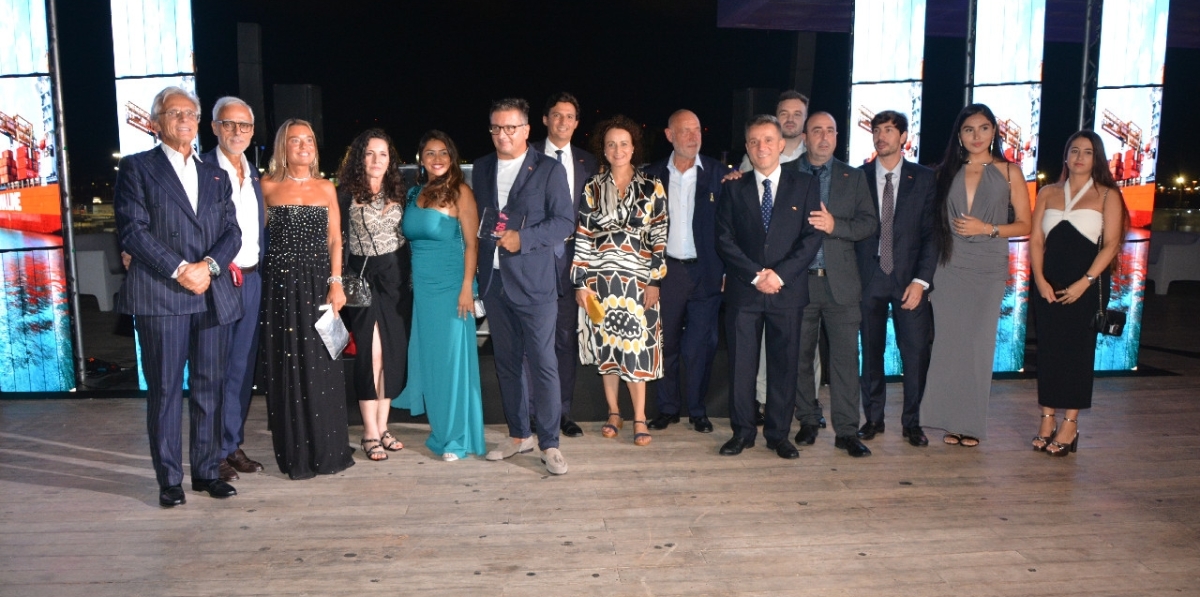 Equipo de Ignazio Messina en España. Foto J.C.P.