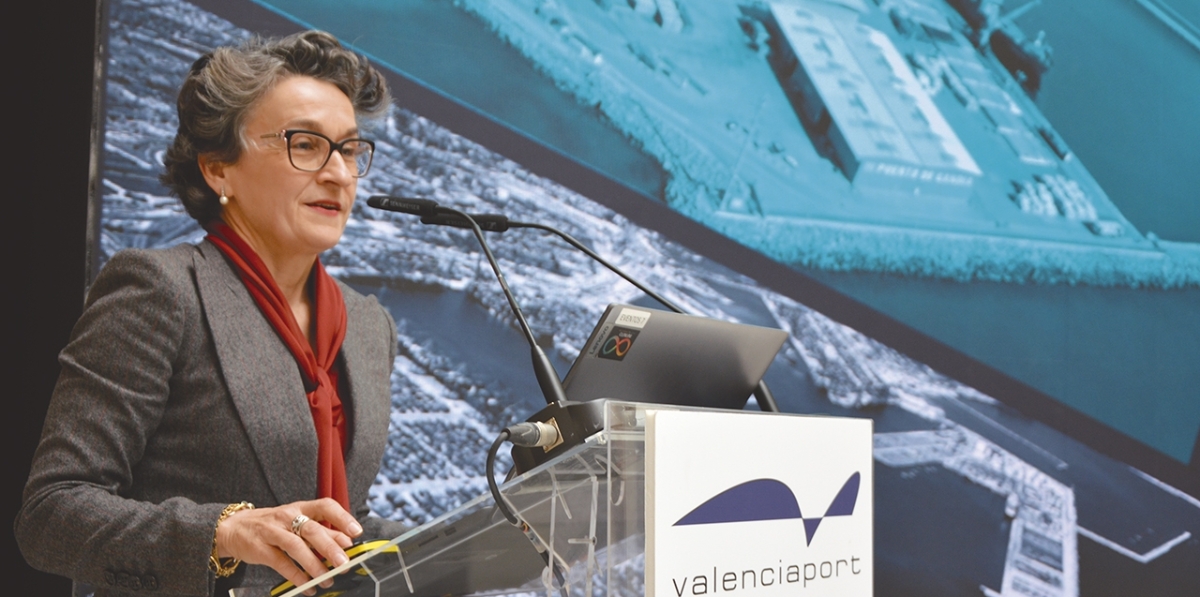 Mar Chao, presidenta de la Autoridad Portuaria de Valencia, durante la presentación del Plan Net Zero Emissions de Valenciaport. Foto J.C.P.
