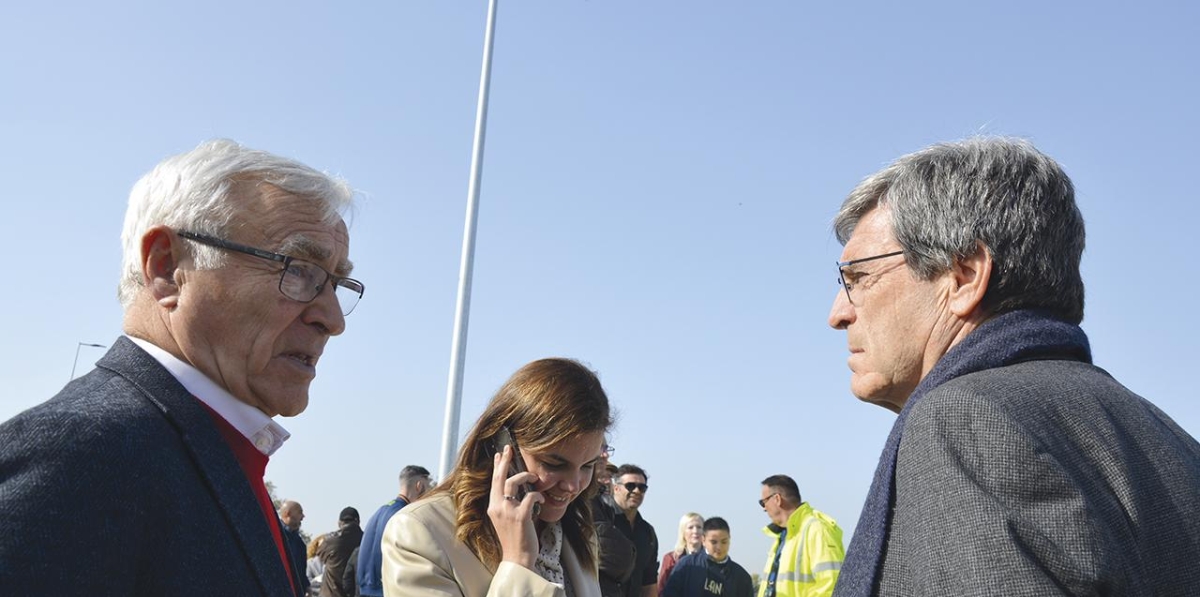 Inauguración del monumento de homenaje al estibador portuario