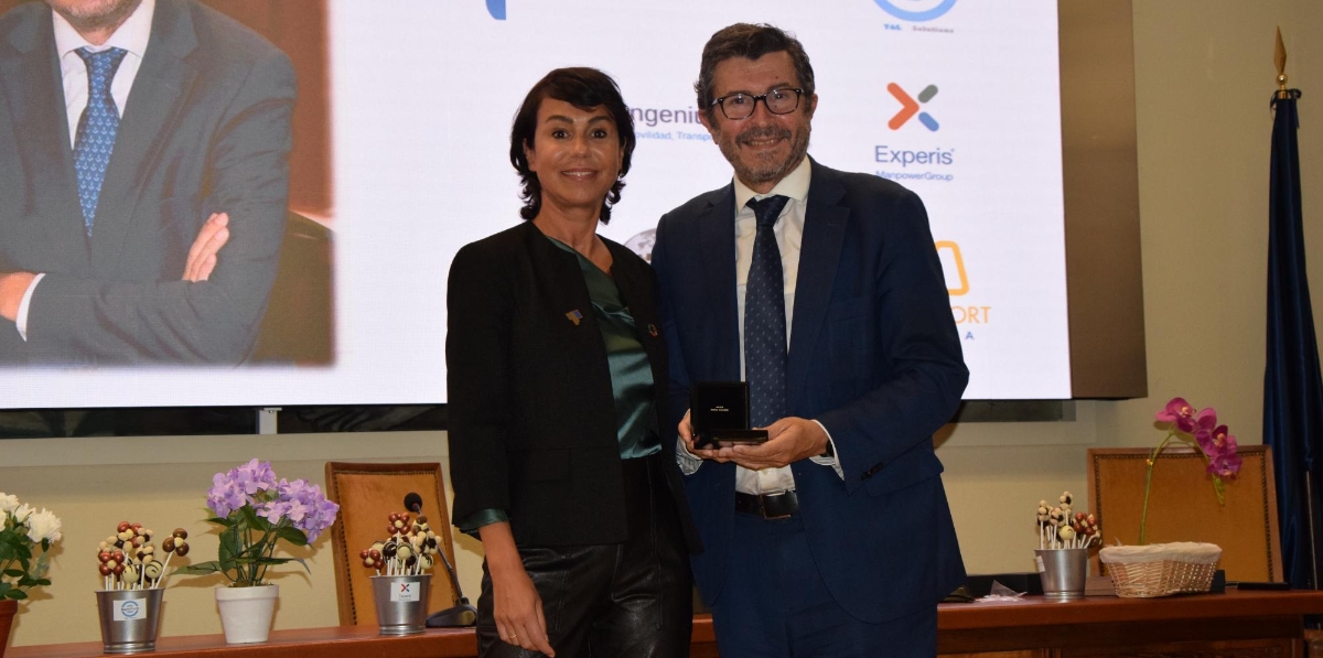 Isabel Pardo de Vera, exsecretaria de Estado del MITMA, junto a Álvaro Rodríguez Dapena, presidente de Puertos del Estado. Foto B.C.