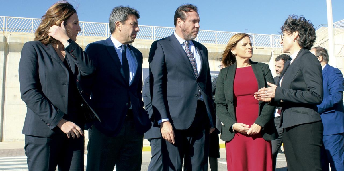 Visita de Óscar Puente al Puerto de Valencia