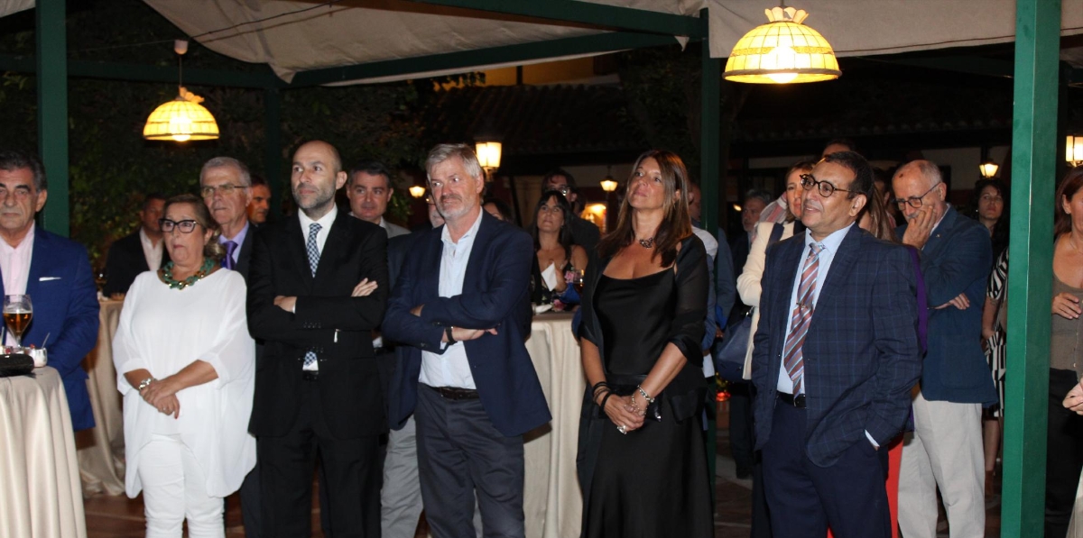El cóctel de bienvenida congregó a un gran número de participantes en el XII Congreso FETEIA. Foto A.T.