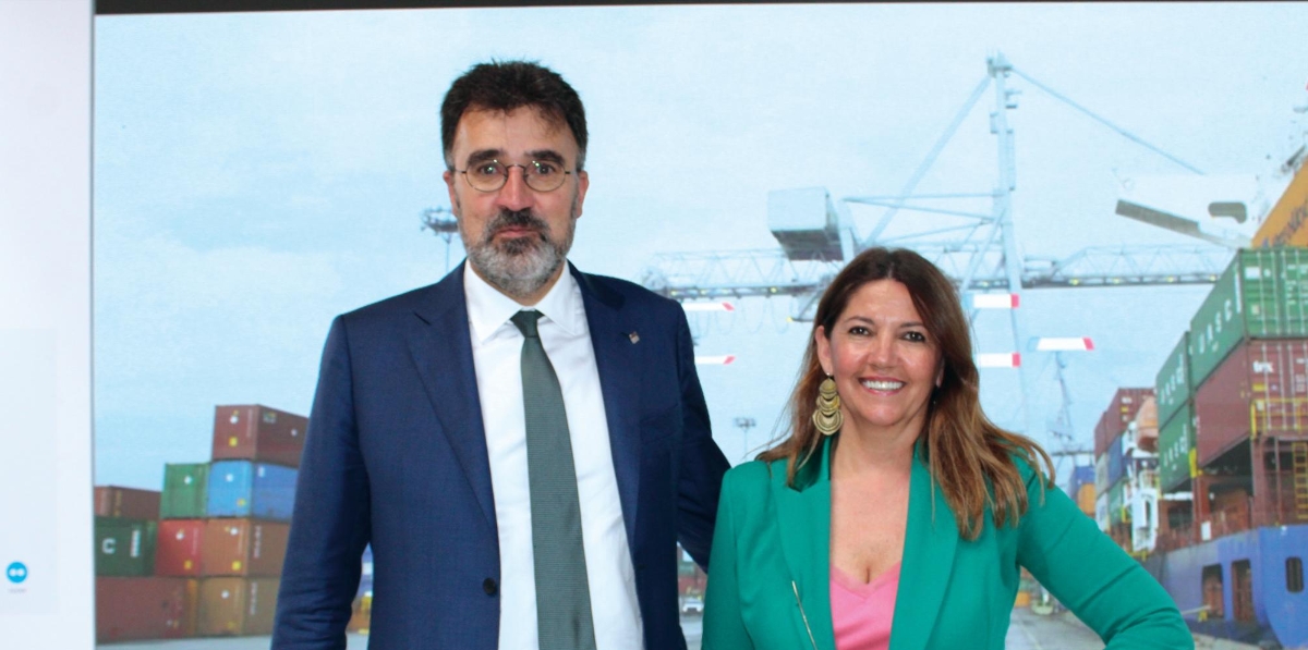 Lluís Salvadó, presidente de Port de Barcelona y Blanca Sorigué, directora general del CZFB. Foto: J.P.