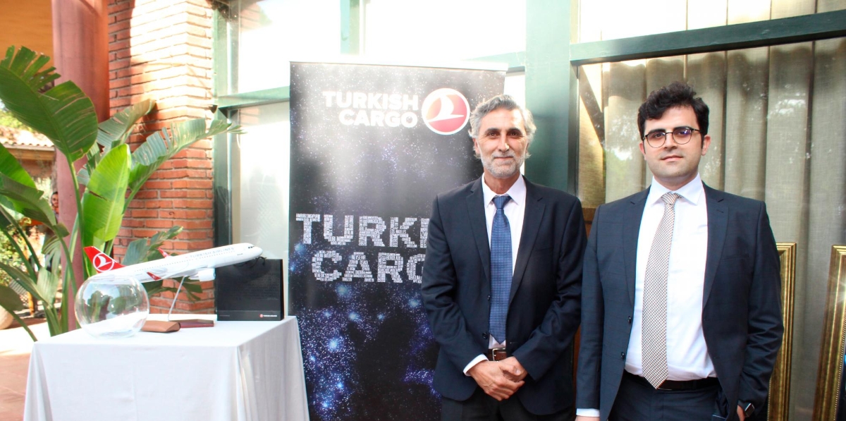 Daniel Pasaro y Ali Ramazan (Turkish Airways). Foto J.C.S.
