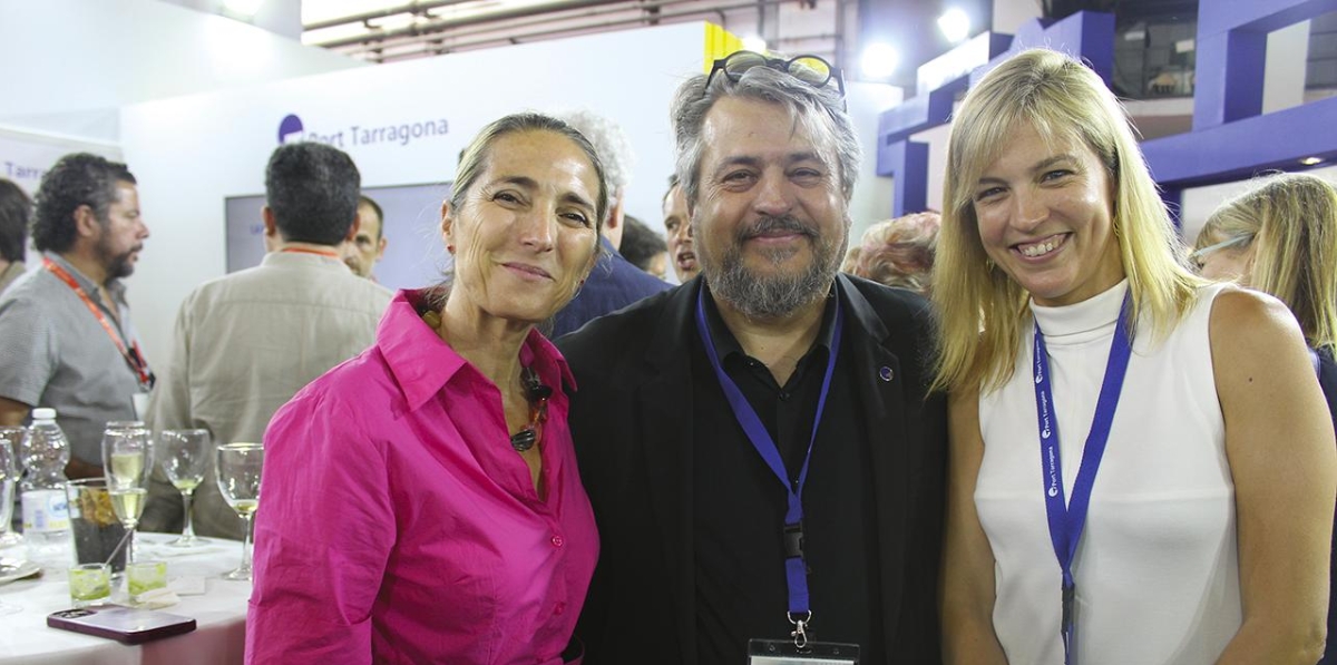 Núria Burguera, directora de Comunicación del Port de Barcelona; Xavier Fähndrich, director de Comunicación del Port de Tarragona, y Montse Adan, directora de Puerto-Ciudad del Port de Tarragona. Foto L.E.