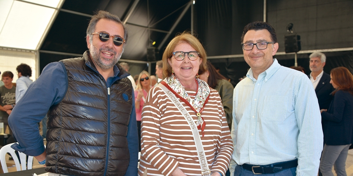 Javier Herrera (PortSur Castellón); Pilar Gimeno (Grupo Gimeno) y Manuel García (APC). Foto J.C.P.