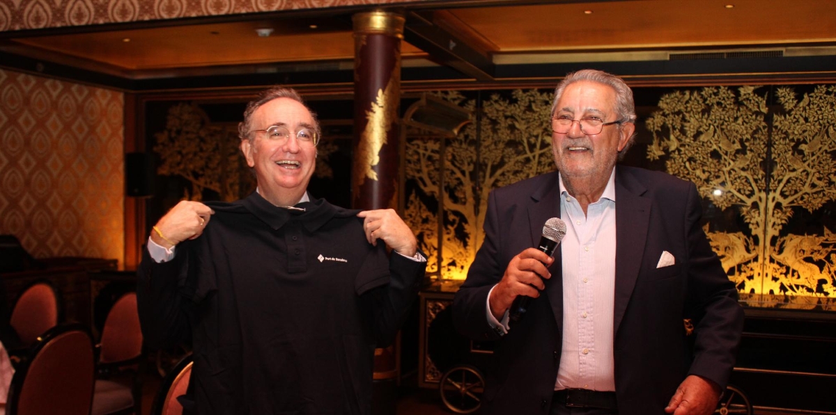 Embajador de España en Tailandia, Felipe de la Morena, y Javier Vidal, vicepresidente del Consejo de Administración del Port de Barcelona. Foto A.Tejera.