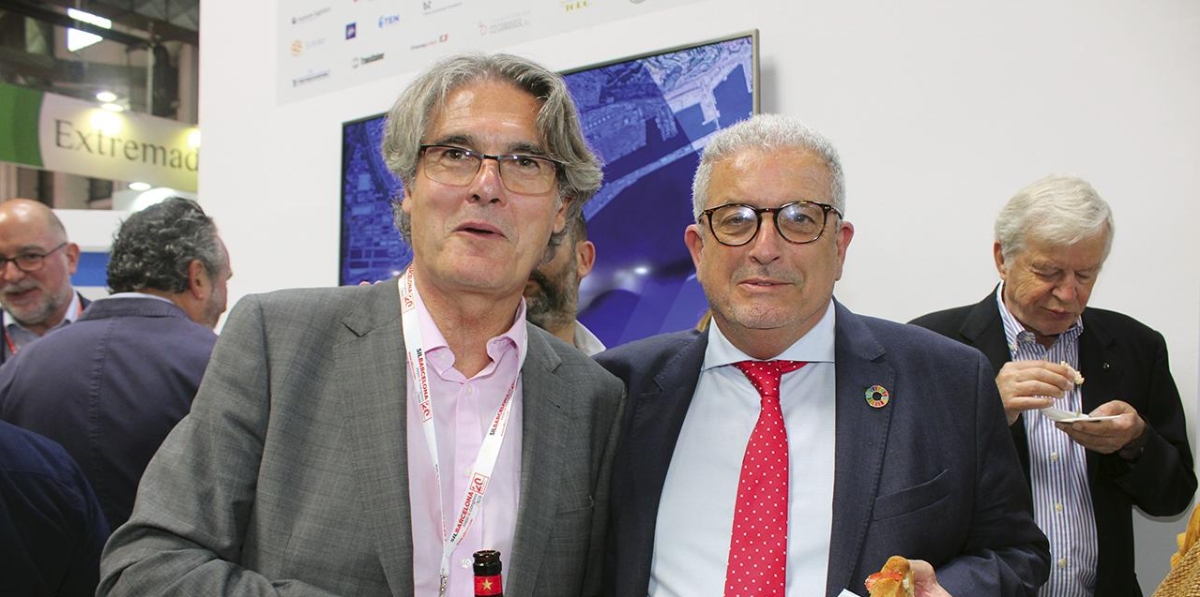 Albert Oñate, de COSCO Shipping Lines, y Eduard Rodés, de l’Escola Europea. Foto A.T.