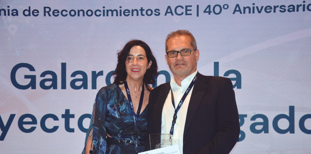 Elsa Coelho (Galp) y Luciano González (ACE). Foto M.J.