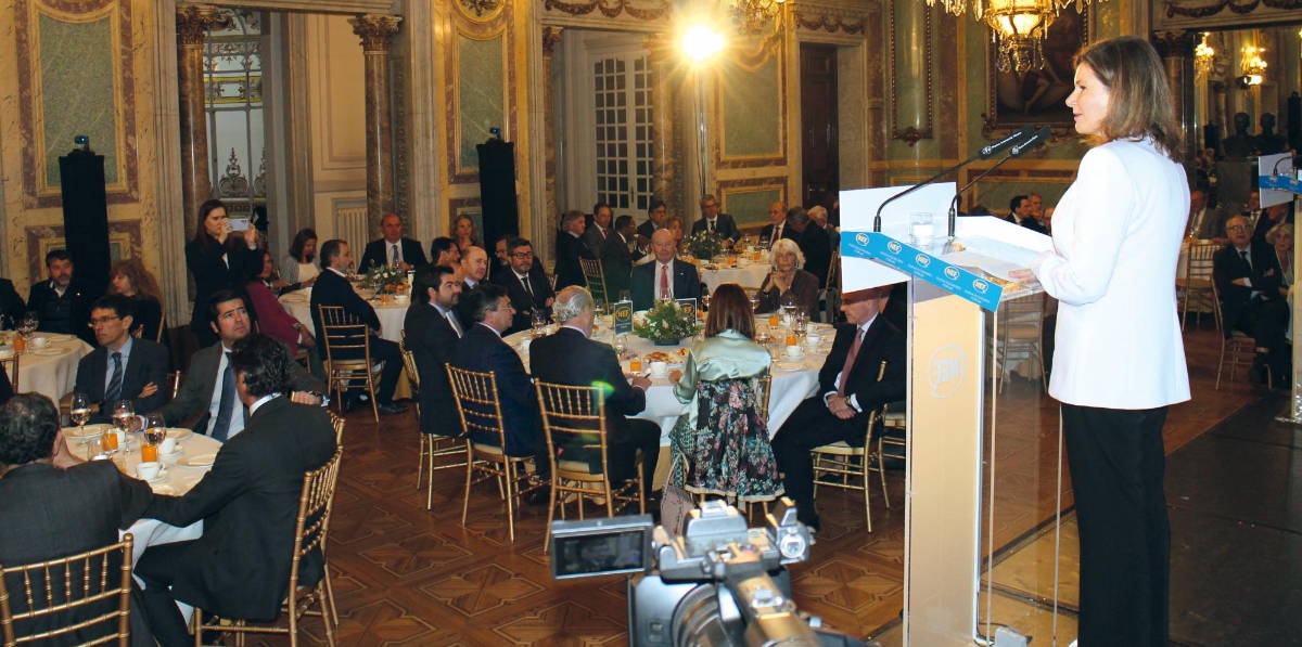 María José Rallo, secretaria general de Transportes, durante la presentación. Foto Miguel Jiménez