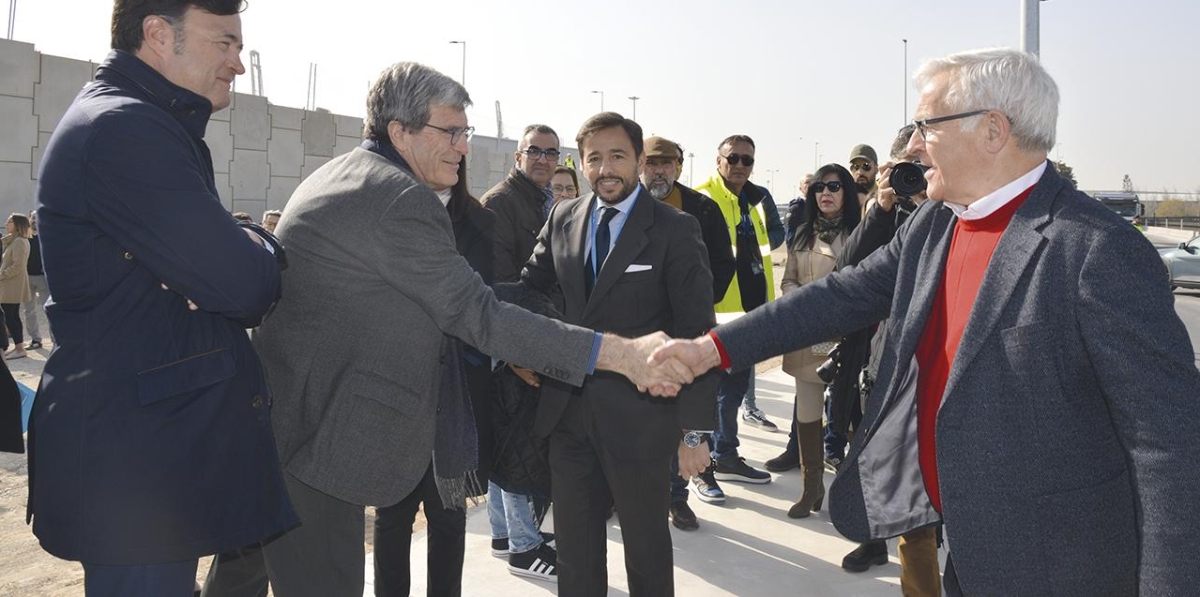 Inauguración del monumento de homenaje al estibador portuario
