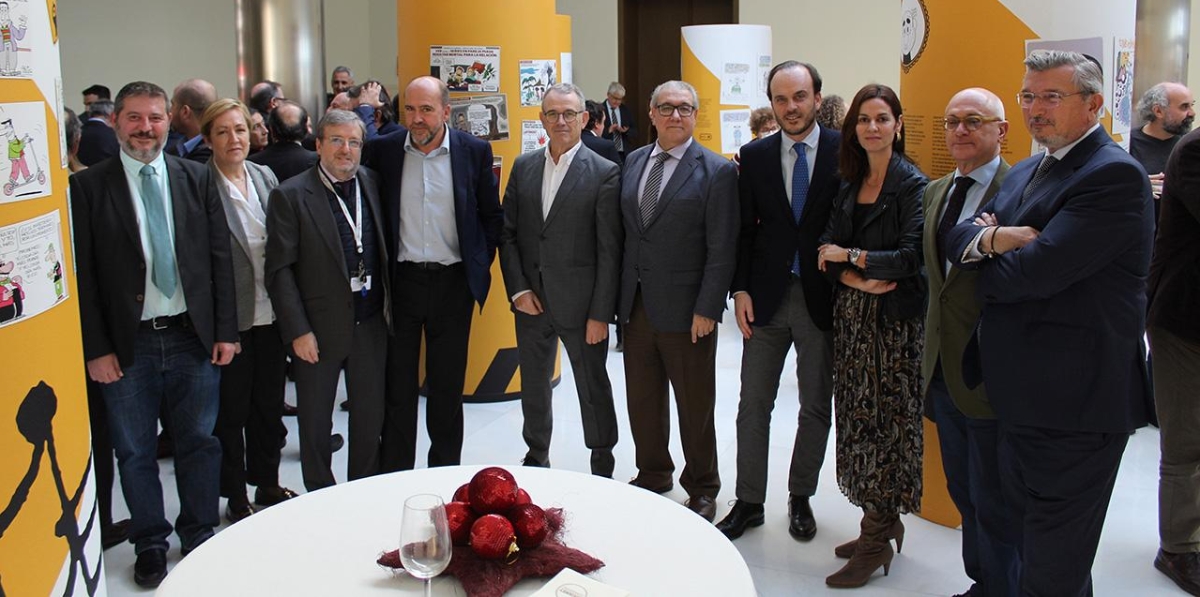 José Boix (COSCO Shipping); Esther Visiedo (Yang Ming); Juan Manuel Pau (Pérez y Cía.); Manuel Rodríguez (APV); Miquel Valldecabres (AM Abogados), Francisco Salvador (ONE); Gonzalo Ravello (Ravello); Fátima Zayed (VPI Logística); Javier Cubas (COSCO Shipoping) y Caroos Prades (FVET).